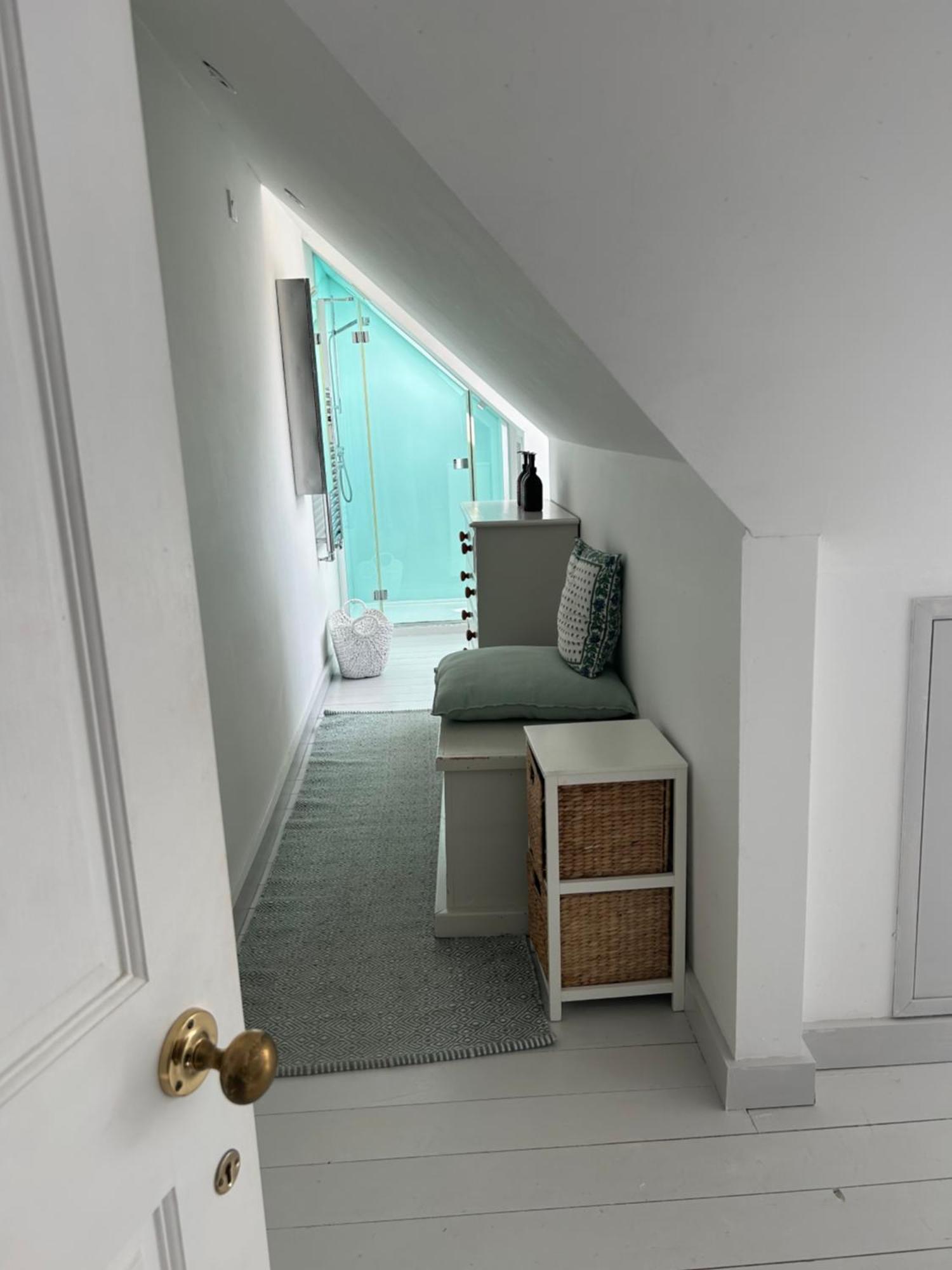 Villa Billie'S Seaside Retreat Lyme Regis Esterno foto